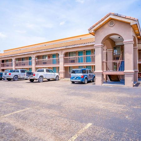 Lone Star Inn & Suites By Oyo Harlingen Tx Buitenkant foto