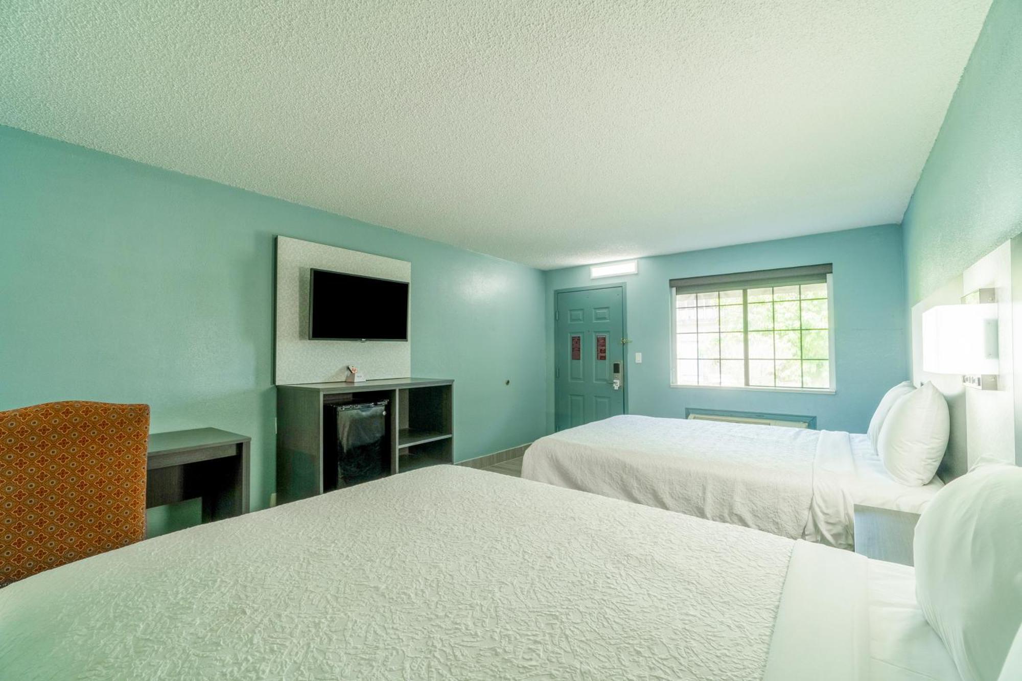 Lone Star Inn & Suites By Oyo Harlingen Tx Buitenkant foto